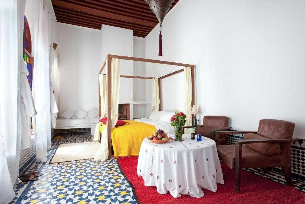 Riad Tizwa Фес Номер фото